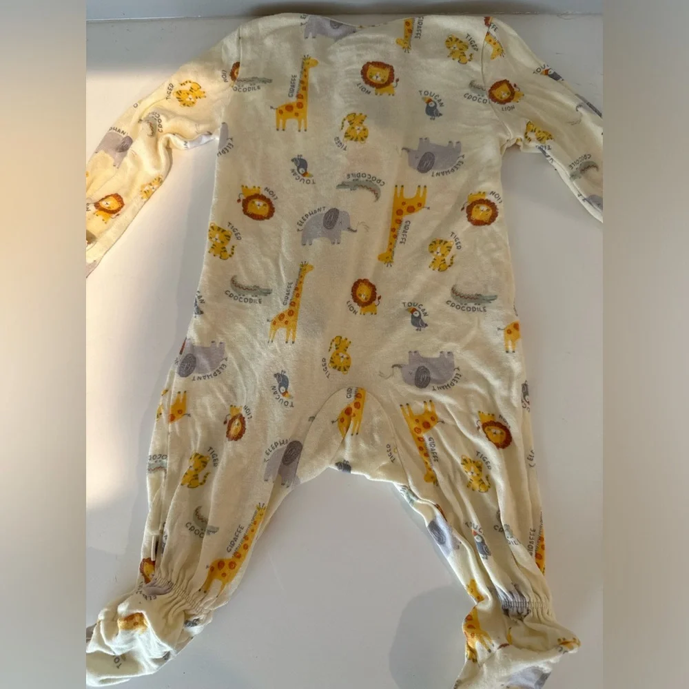Huggies super lightweight